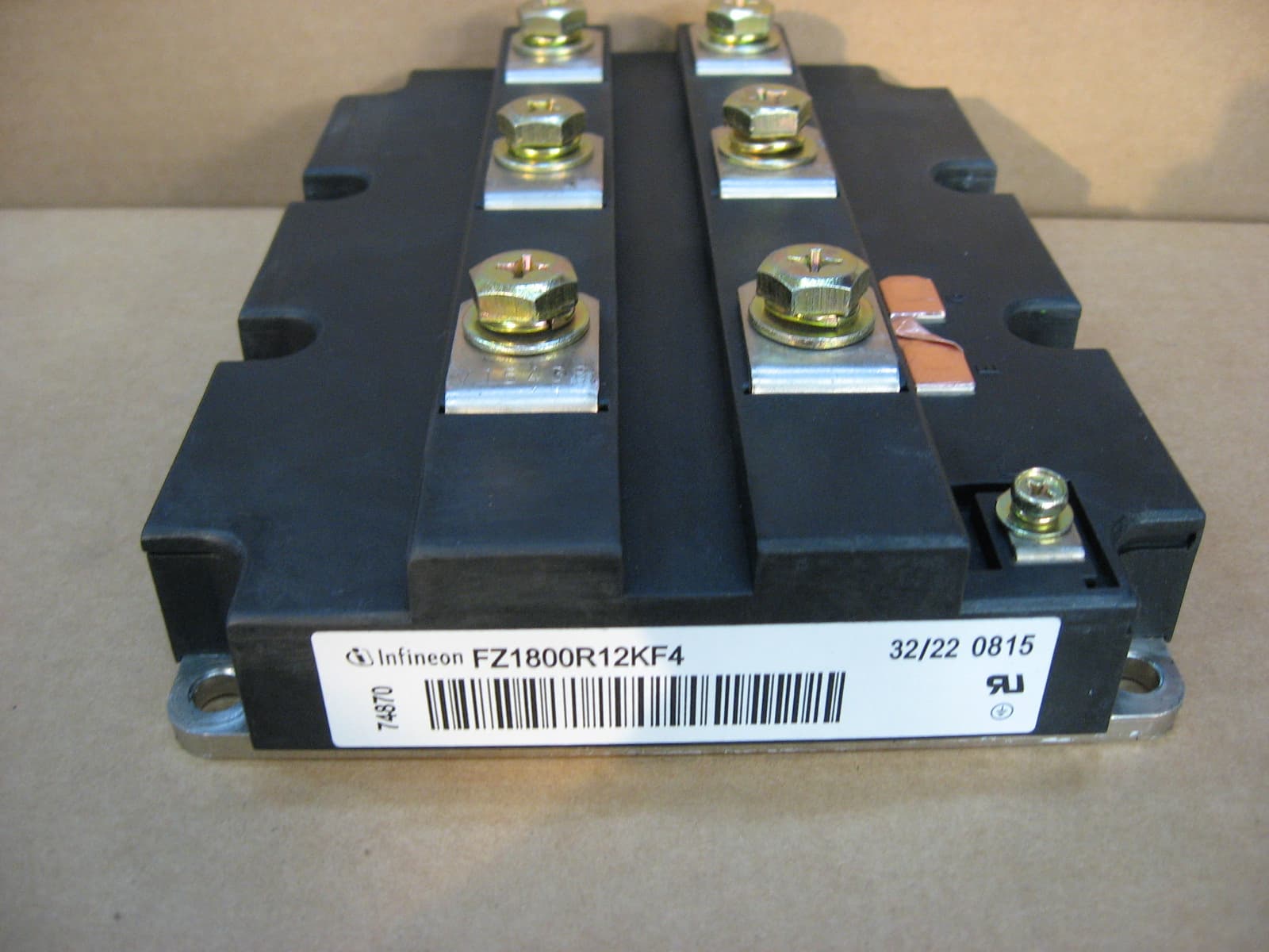 igbt transistor infienon module FZ2400R17HE4_B9